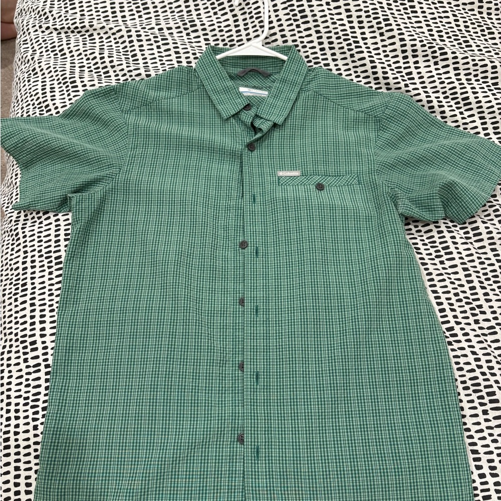 Columbia Green Checkered Men's Shirt
